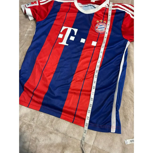 Bayern Munchen #12 Jaquez Jersey Size Large Football Soccer - Picture 5 of 5